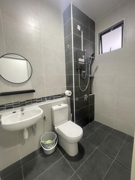 Rumah Teres untuk Disewa di Taman Desa Tebrau (Tebrau) - KT Tan - Bathroom - PropertyGuru.com.my