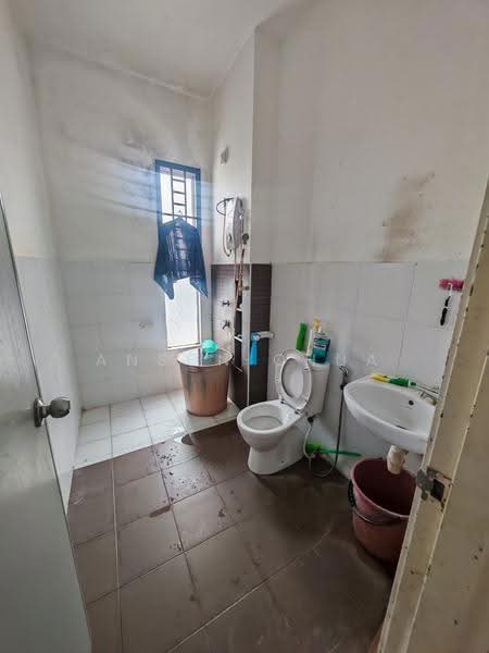 Rumah Teres 2-Tingkat untuk Dijual di Bukit Indah (Iskandar Puteri (Nusajaya)) - Anson Chua - Bathroom - PropertyGuru.com.my