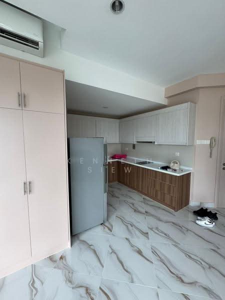 Kediaman Servis untuk Disewa di Regalia Residence - Kenneth Siew - Kitchen - PropertyGuru.com.my