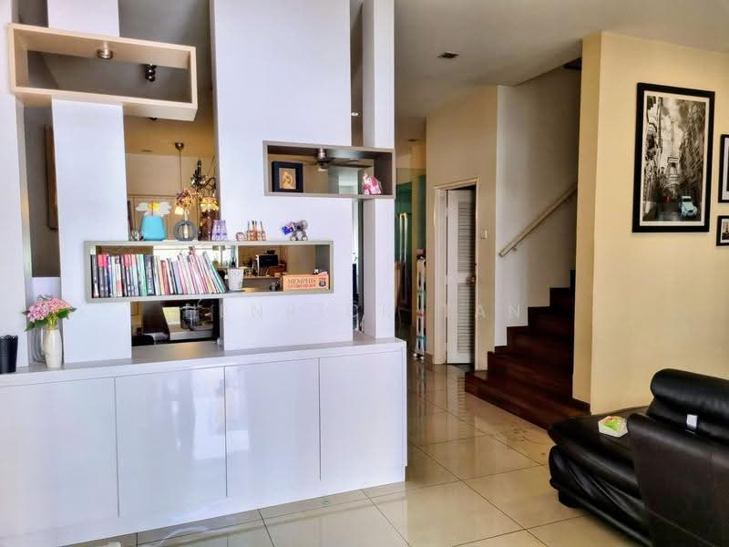 Rumah Teres 2-Tingkat untuk Dijual di Taman Tasik Prima (Puchong) - Henrick Tan - Living Room - PropertyGuru.com.my