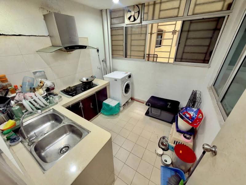 Kondominium untuk Dijual di Kinrara Mas - Danial Mohd Zaki - Kitchen - PropertyGuru.com.my