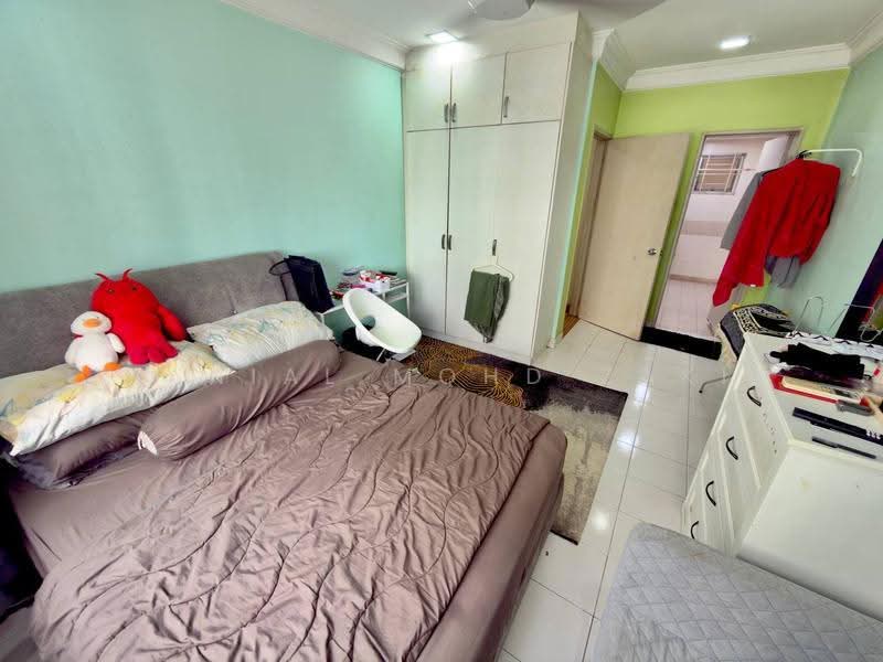 Kondominium untuk Dijual di Kinrara Mas - Danial Mohd Zaki - Bedroom - PropertyGuru.com.my