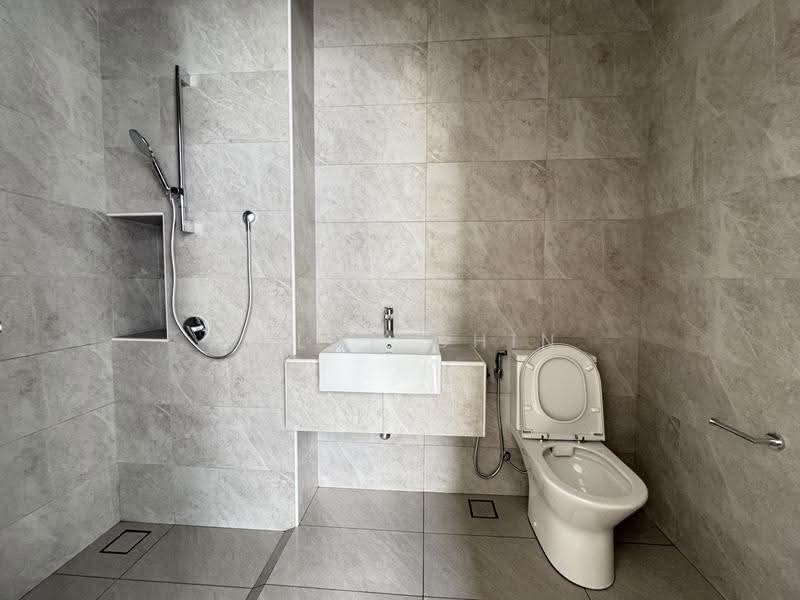 Rumah Kluster untuk Dijual di Taman Ekoflora (Johor Bahru) - Chloe Chin - Bathroom - PropertyGuru.com.my