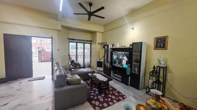 Semi-Detached House for Sale in Taman Camay (Ipoh) - Joy Ho - Living Room - PropertyGuru.com.my