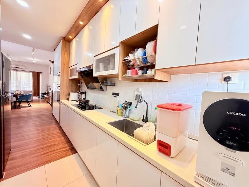 Rumah Teres untuk Dijual di Seremban (Negeri Sembilan) - Hassan Basri Suhaimi - Kitchen - PropertyGuru.com.my