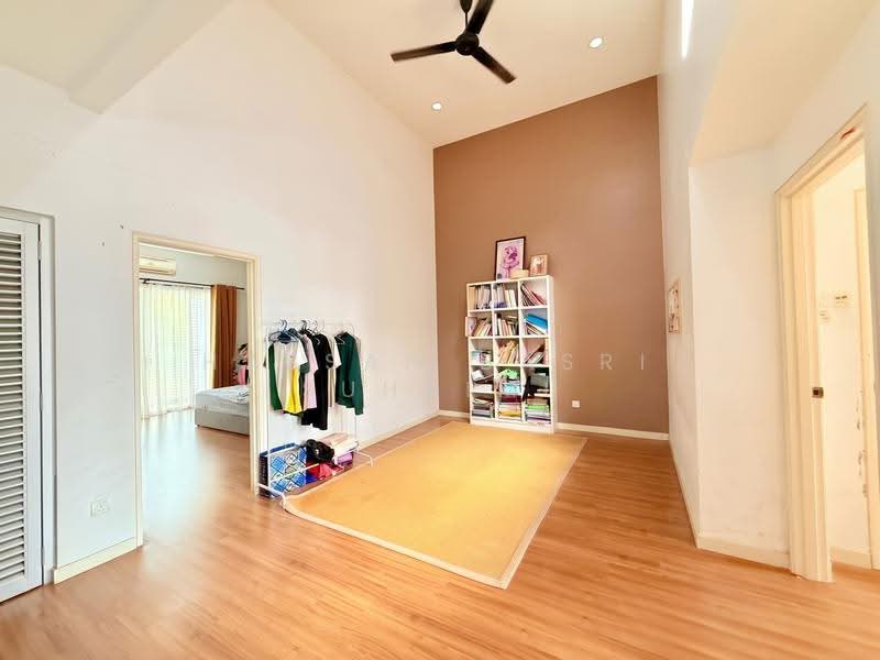 Rumah Teres untuk Dijual di Seremban (Negeri Sembilan) - Hassan Basri Suhaimi - Living Room - PropertyGuru.com.my