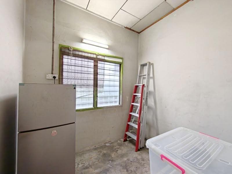 Semi-Detached House for Sale in Pasir Puteh (Ipoh) - Ivan Tai - Interior - PropertyGuru.com.my