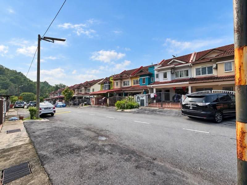2-storey Terraced House for Sale in Kota Emerald (Rawang) - Nazrin Hakimin - PropertyGuru.com.my