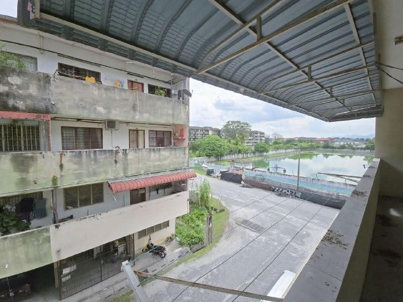 Rumah Flat untuk Dijual di Taman Mewah - Qazin Khoo - PropertyGuru.com.my