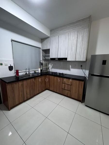 Kondominium untuk Disewa di Inspirasi - Leo See - Kitchen - PropertyGuru.com.my