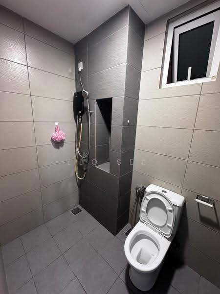 Kondominium untuk Disewa di Inspirasi - Leo See - Bathroom - PropertyGuru.com.my