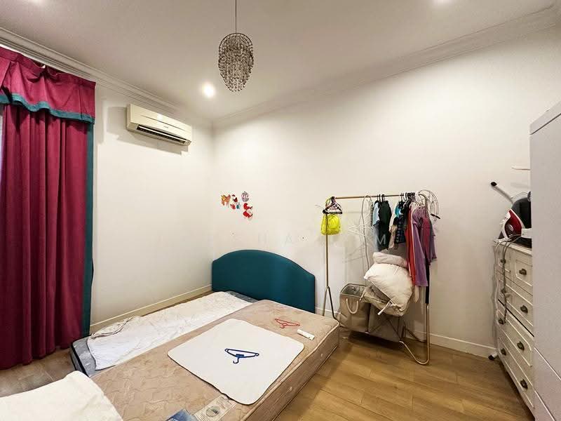 Bungalow House for Sale in Mutiara Damansara (Selangor) - Tarsha Lim - Bedroom - PropertyGuru.com.my