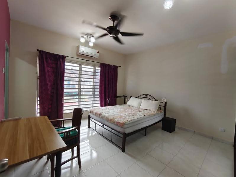 2-storey Terraced House for Sale in Rawang (Selangor) - Danny Wong - Bedroom - PropertyGuru.com.my