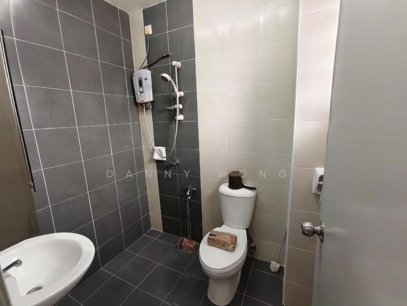 2-storey Terraced House for Sale in Rawang (Selangor) - Danny Wong - Bathroom - PropertyGuru.com.my