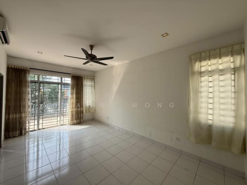 2-storey Terraced House for Sale in Rawang (Selangor) - Danny Wong - Living Room - PropertyGuru.com.my