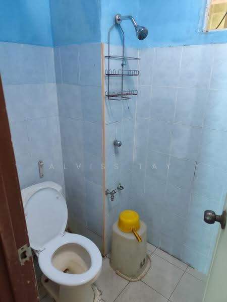 Flat for Sale at Setia Indah Flat - Alviss Tay - Bathroom - PropertyGuru.com.my