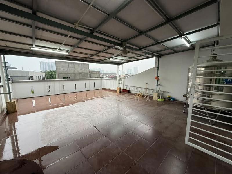 Rumah Teres 2.5-Tingkat untuk Disewa di Taman Overseas Union (Taman Oug) (Jalan Klang Lama (Old Klang Road)) - Lucas Chan - Roof - PropertyGuru.com.my