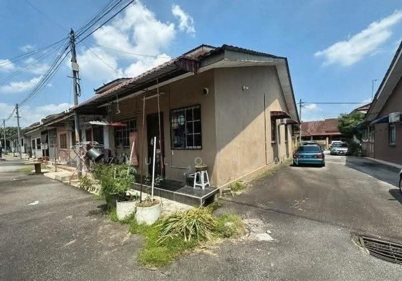 Rumah Teres 1-Tingkat untuk Dijual di Seremban (Negeri Sembilan) - Azrul Othman - Exterior - PropertyGuru.com.my