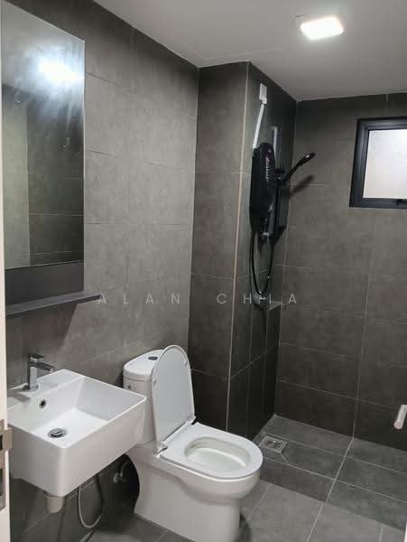 Kondominium untuk Disewa di D'Terra Residences - Alan Chia - Bathroom - PropertyGuru.com.my