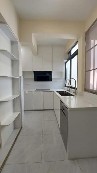 Kondominium untuk Disewa di LaCosta @ Sunway South Quay - Ken lim - Kitchen - PropertyGuru.com.my