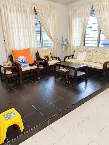 Semi-Detached House for Sale in Kota Kinabalu (Sabah) - AHMAD SYAFIQ - Living Room - PropertyGuru.com.my