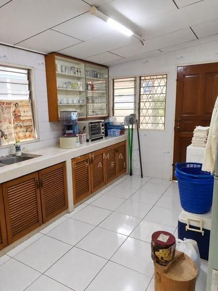 Semi-Detached House for Sale in Kota Kinabalu (Sabah) - AHMAD SYAFIQ - Kitchen - PropertyGuru.com.my