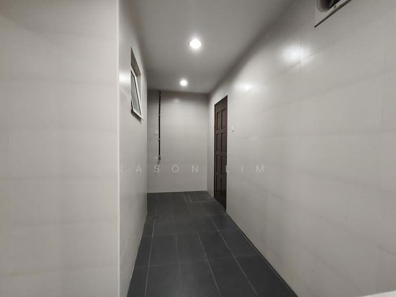 Rumah Teres 2-Tingkat untuk Dijual di Bandar Puteri Klang (Klang) - Jason Lim - Corridor - PropertyGuru.com.my