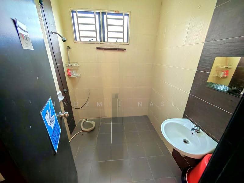 2-storey Terraced House for Sale in Semenyih Parklands (Beranang) - Nadzmie Nasir - PropertyGuru.com.my