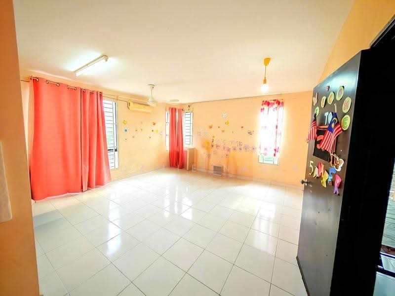 2-storey Terraced House for Sale in Semenyih Parklands (Beranang) - Nadzmie Nasir - PropertyGuru.com.my