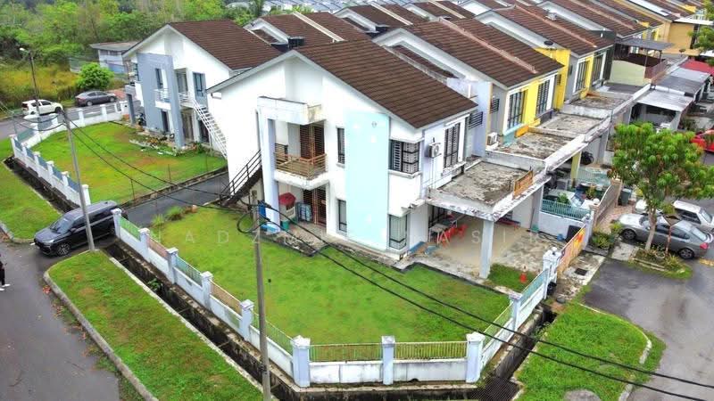 2-storey Terraced House for Sale in Semenyih Parklands (Beranang) - Nadzmie Nasir - PropertyGuru.com.my