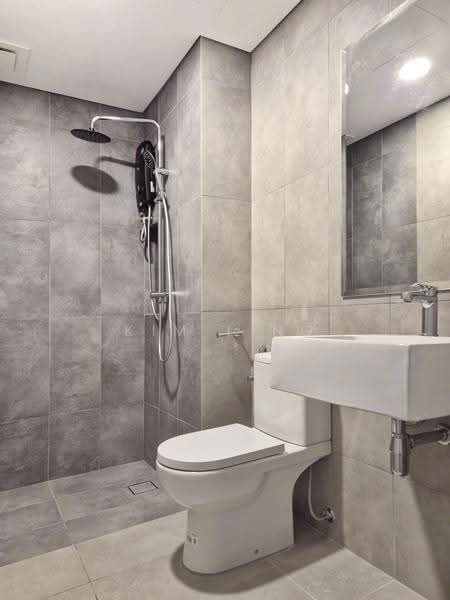 Kediaman Servis untuk Disewa di Teja @ Subang Jaya City Centre (SJCC) - Kim Ling - Bathroom - PropertyGuru.com.my