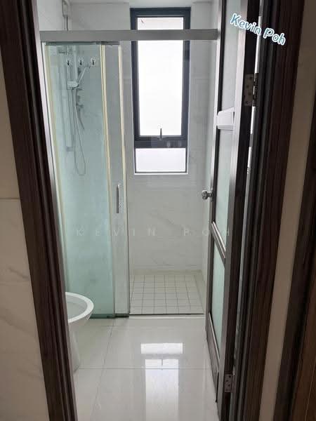 Pangsapuri untuk Dijual di Forest City - Kevin Poh - Bathroom - PropertyGuru.com.my