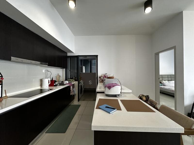 Kediaman Servis untuk Dijual di Setia City Residences - Jess Tee - Kitchen - PropertyGuru.com.my