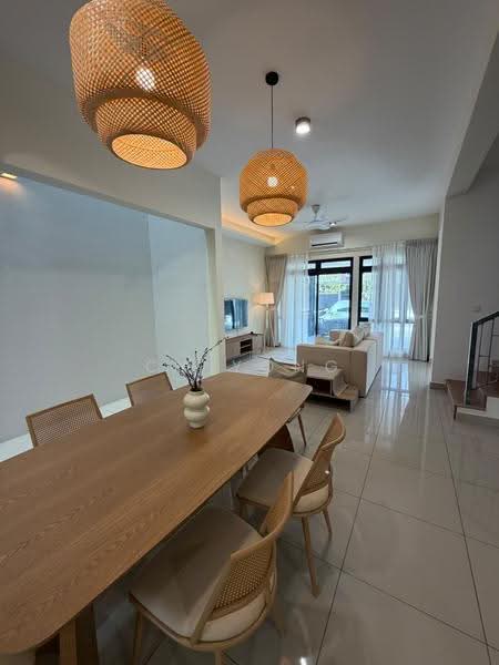 Rumah Teres untuk Disewa di Elmina (Shah Alam) - CY Yong - Dining Room - PropertyGuru.com.my