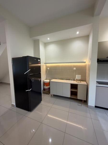 Rumah Teres untuk Disewa di Elmina (Shah Alam) - CY Yong - Kitchen - PropertyGuru.com.my