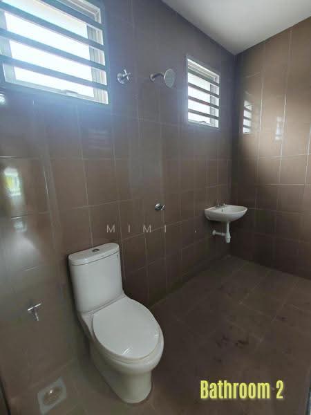 2-storey Terraced House for Sale in Krubong (Melaka) - Mimi . - Bathroom - PropertyGuru.com.my