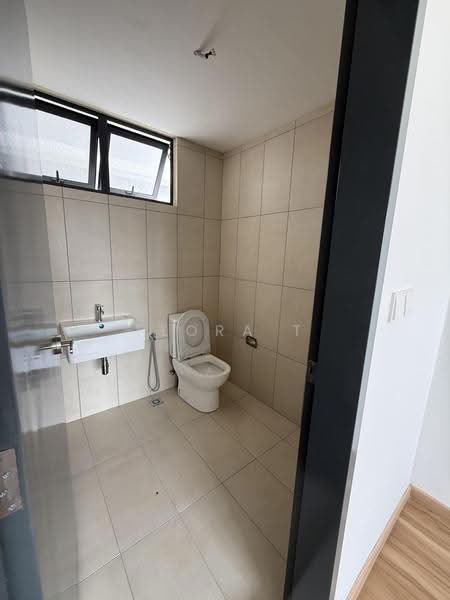 Condominium for Rent at Uno @ Nadayu 99 - Flora T - Bathroom - PropertyGuru.com.my
