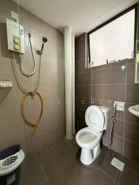 Service Residence for Rent at ARC @ Austin Hills - Li Lian Chew - Bathroom - PropertyGuru.com.my