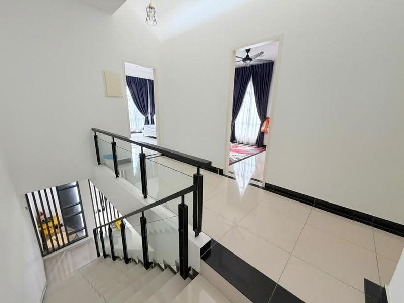 Rumah Kluster untuk Dijual di Setia Tropika (Johor Bahru) - Shi Ting - PropertyGuru.com.my