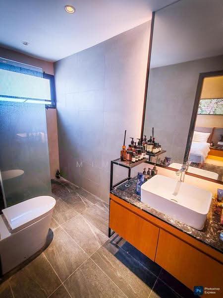 2-storey Terraced House for Sale in Bandar Tasik Senangin (Lenggeng) - Mimi . - Bathroom - PropertyGuru.com.my