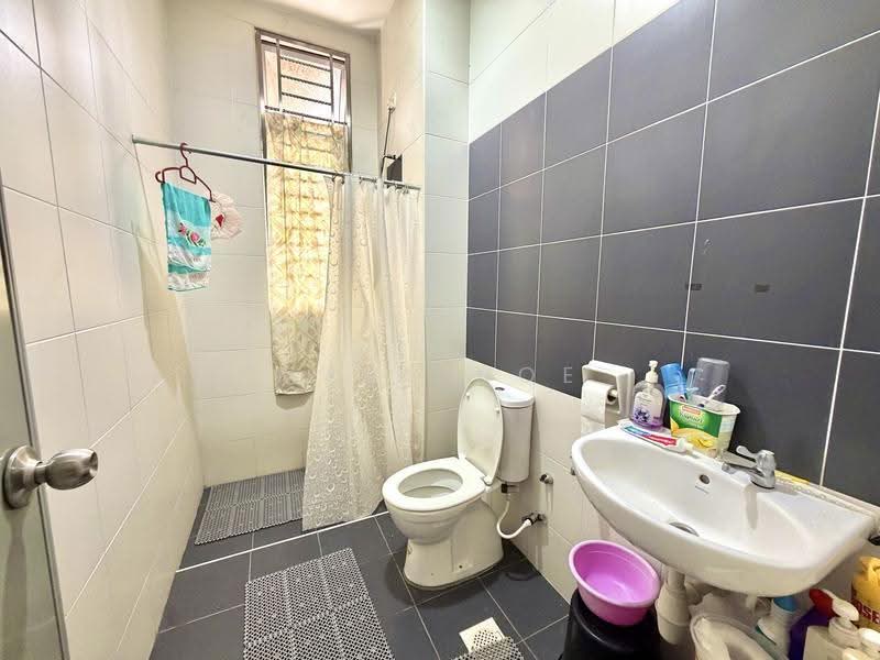 2-storey Terraced House for Sale in Taman Nusa Sentral (Iskandar Puteri (Nusajaya)) - Mars Hoe - Bathroom - PropertyGuru.com.my