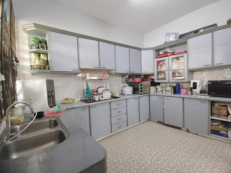 Rumah Teres 1.5-Tingkat untuk Dijual di Taman Perling (Perling) - Nathan Chan - Kitchen - PropertyGuru.com.my