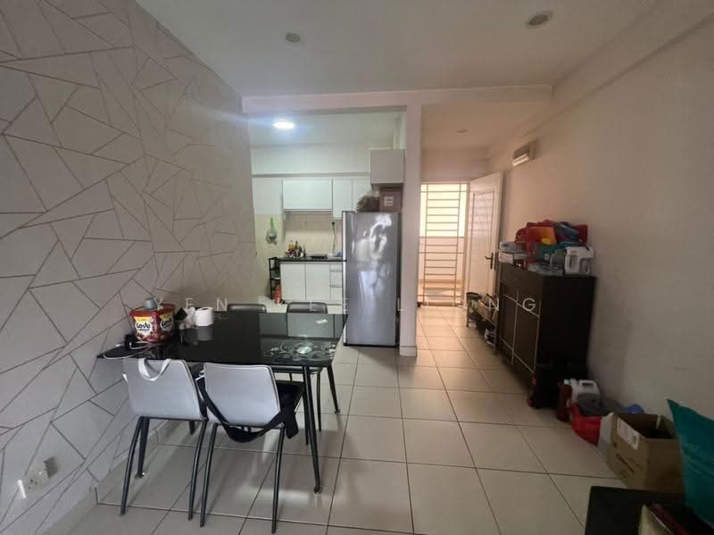 Pangsapuri untuk Dijual di Avilla Apartments - YEN KEE LIONG - Dining Room - PropertyGuru.com.my