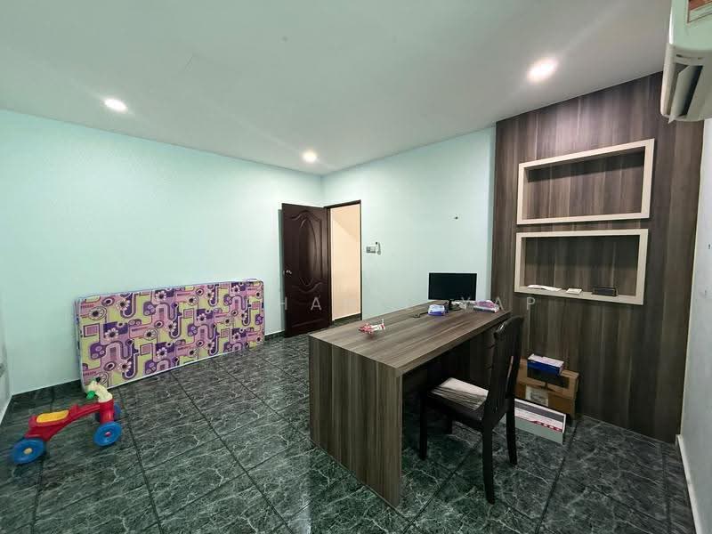 Rumah Teres untuk Disewa di Taman Nusa Perintis 2 (Iskandar Puteri (Nusajaya)) - Stephanie Yap - Study - PropertyGuru.com.my