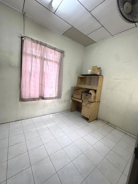 Rumah Teres 1-Tingkat untuk Dijual di Taman Daya (Kepong) - Jeremy Goh - Study - PropertyGuru.com.my