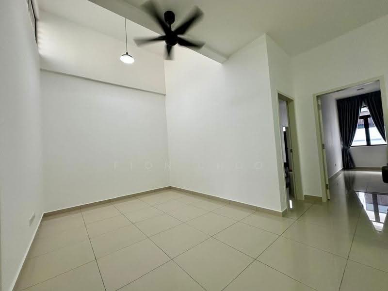 Rumah Teres 2-Tingkat untuk Disewa di Taman Desa Tebrau (Tebrau) - Fion Choo - Living Room - PropertyGuru.com.my