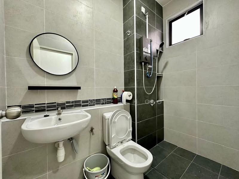 Rumah Teres 2-Tingkat untuk Disewa di Taman Desa Tebrau (Tebrau) - Fion Choo - Bathroom - PropertyGuru.com.my