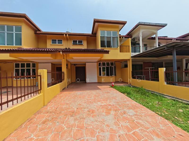 2-storey Terraced House for Sale in TAMAN PUCHONG UTAMA (Puchong) - Ng Hon Keong - Exterior - PropertyGuru.com.my