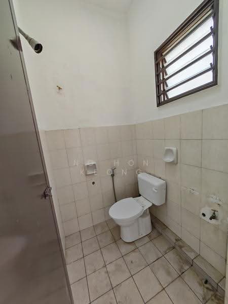 2-storey Terraced House for Sale in TAMAN PUCHONG UTAMA (Puchong) - Ng Hon Keong - Bathroom - PropertyGuru.com.my