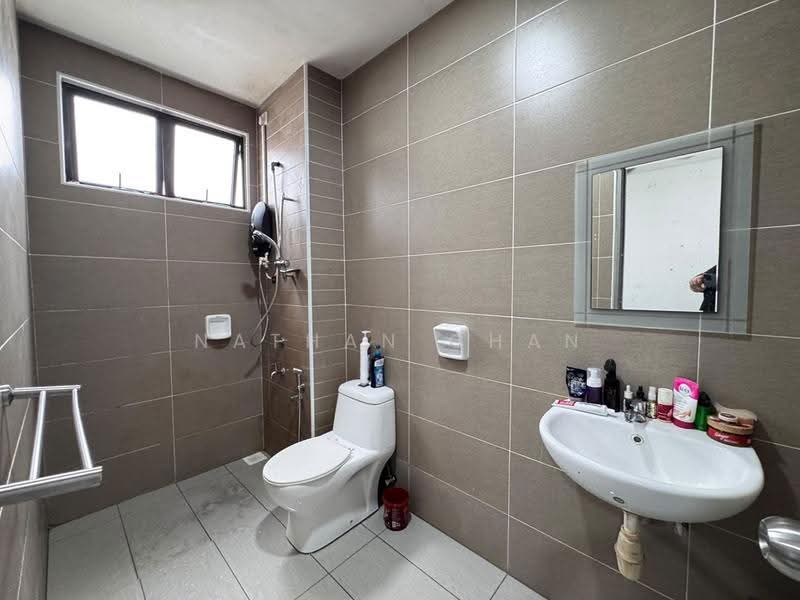 Rumah Teres 2-Tingkat untuk Dijual di Taman Dato Onn (Johor Bahru) - Nathan Chan - Bathroom - PropertyGuru.com.my